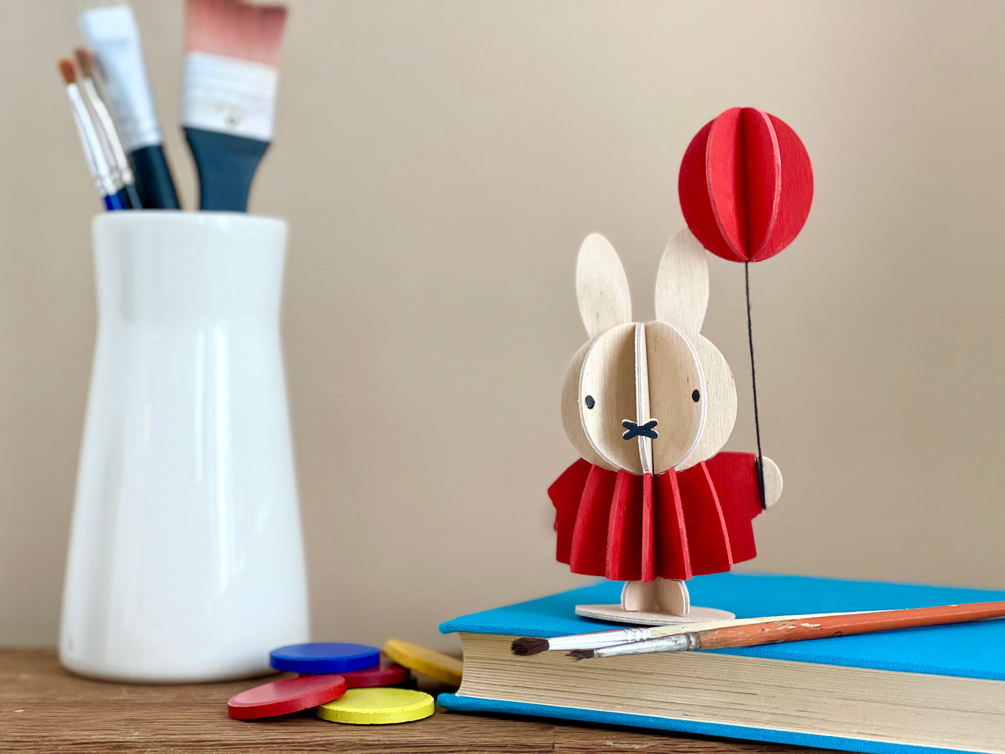 Petit lapin Miffy en bois